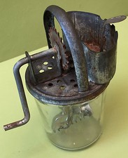 BARATTE A MANIVELLE APPAREIL A MAYONNAISE ou A BEURRE marque LE PARFAIT