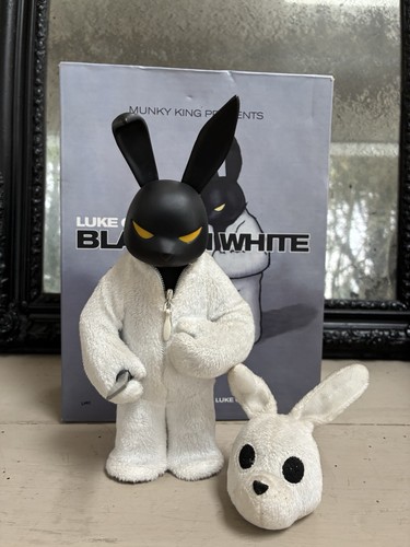 Art toy figurine vinyle black - toy,