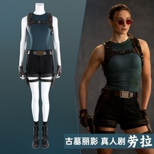 Tomb Raider Lara Croft Cosplay