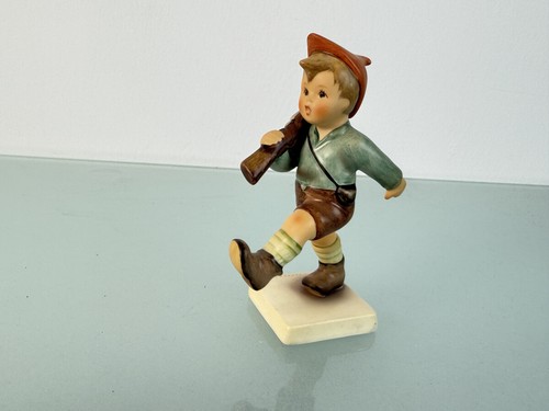 Figurine hummel 720 marche - figurine,