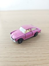 Voiture miniature ancienne