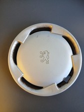 Peugeot 106 / Enjoliveur "Helice" 13 pouces / 9607276480