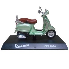 Vespa LXV 2014 1:18 Ixo Salvat Diecast Moto