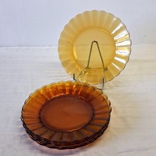 6 assiettes à dessert de chez