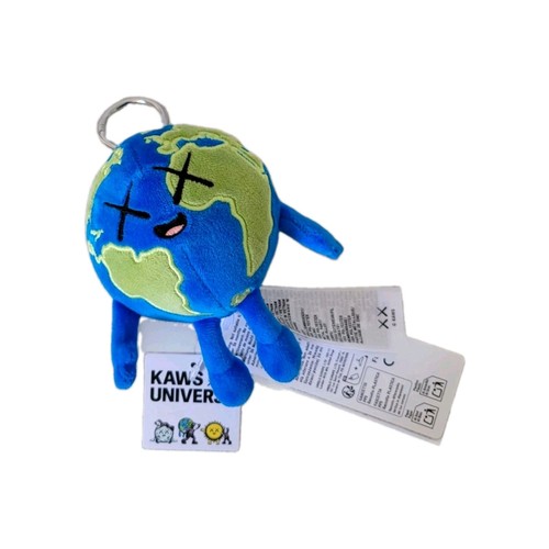 Uniqlo kaws univers - kaws,