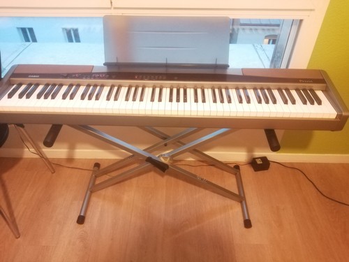 Piano casio privia - piano, px-100