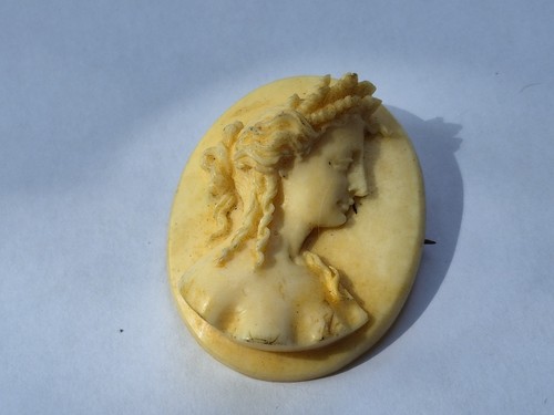 Ancienne jolie broche - ancienne,