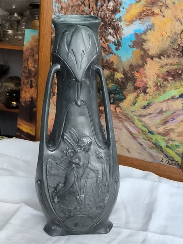 Vase etain signé - signé, jean