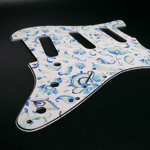 Pickguard fender strat - pickguard,