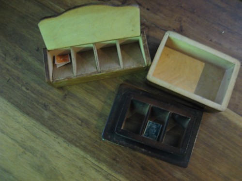 Boîte timbres - À,