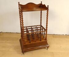 Meuble à musique partitions