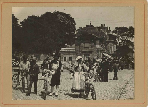 Scène villageoise dans les - villageoise,