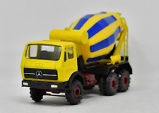 Camion Mercedes 2224 6x4 toupie à béton - Conrad - 1/50