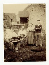 Around 1900 Group of men and women old trades Bourrelier old photo VGC