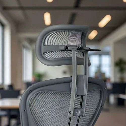 Headrest for herman - herman, miller