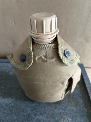 Gourde army plastique - us,