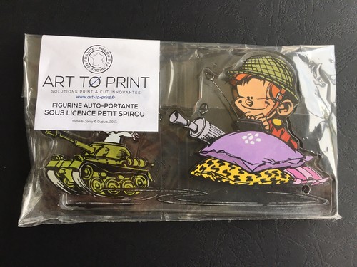 Figurine acrylique art to - figurine, en