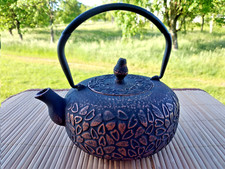 Superbe théière fonte
