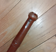 Curieuse Flute en bois