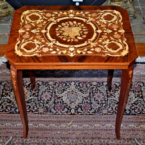 Vintage italian inlaid table - ,
