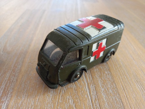 Dinky toys renault - dinky,