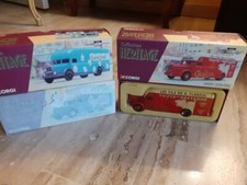 Camions Corgi × 3 type Bernard