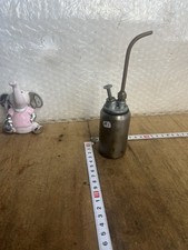 outil ancien Bib , burette d huile de garage Réf 11B
