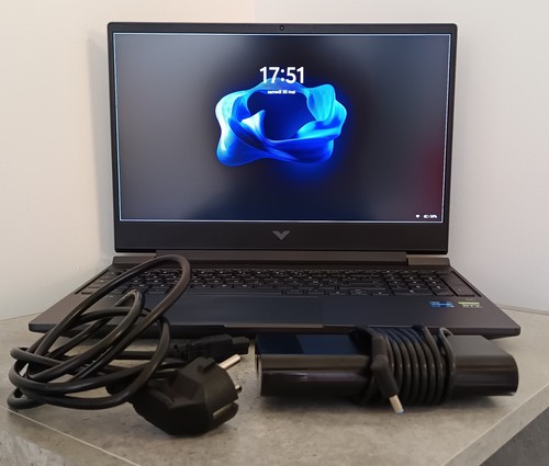 Portable gaming victus - portable,