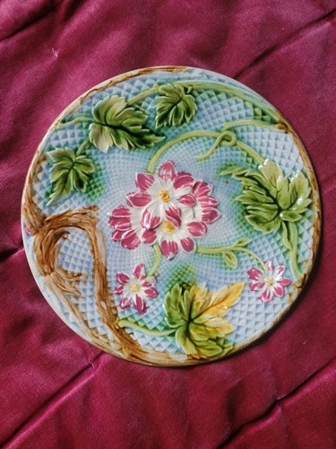 Assiette ancienne majolique - ancienne,