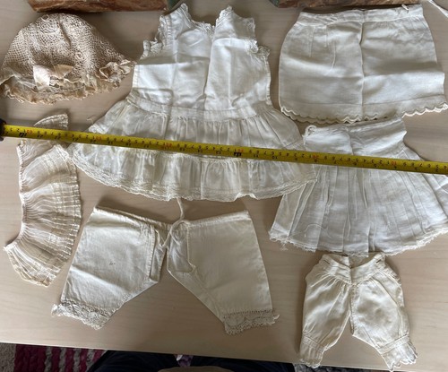 Lot vêtements de poupée - lot,