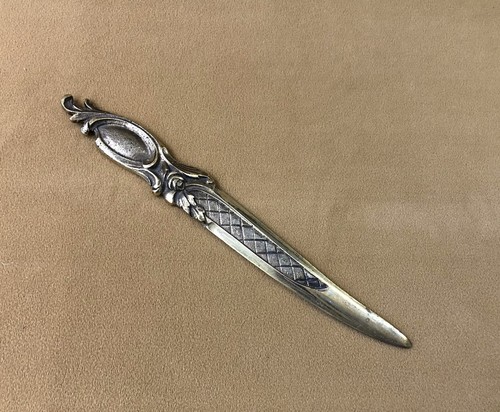 Coupe papier ouvre - ouvre, en
