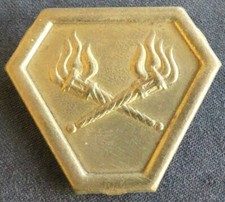 Insigne Militaire Français – Corps Expéditionnaire Italie – Carnaud –  REF 5977