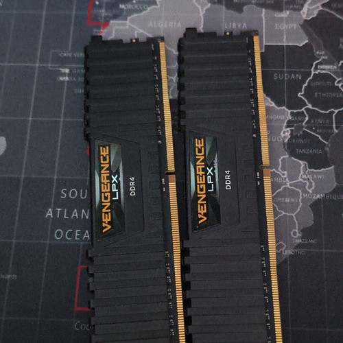 Corsair vengeance lpx ddr4 - corsair,