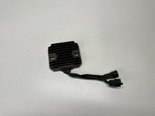 RÉGULATEUR DE TENSION SUZUKI