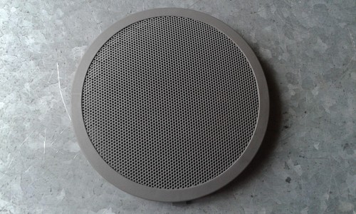 Grille haut parleur avant - grille,