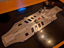 chassis aluminium taillé dans la masse FG 1/5
