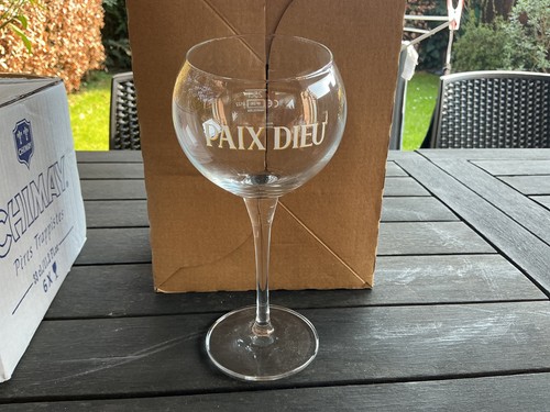 Verre bière paix dieu - bière,