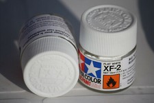 Tamiya Peinture Pot 10ml XF2