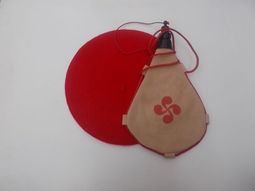 Gourde basque beret - gourde, et