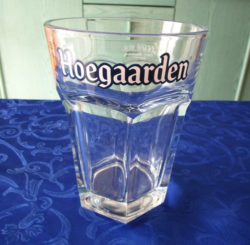 Grand verre biere - grand, a
