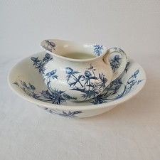 Broc Et Cuvette Décor