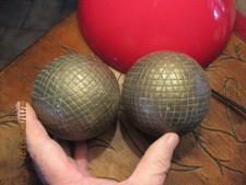 Ancienne Paire de Grosses Boules de Jeu Longue à la Lyonnaise Bronze ou Laiton
