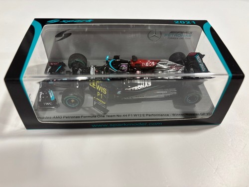 Spark s7695 mercedes w12 - s7695,