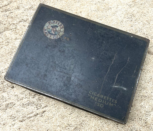 Ww2 cigarette box - gb,