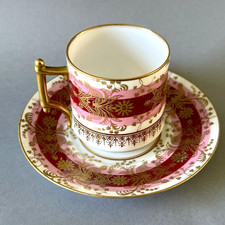 Tasse en porcelaine française