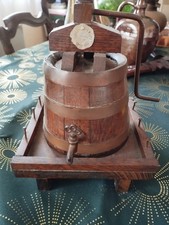 Petit Tonneau En Bois