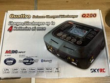 Chargeur quatro SkyRC Q200