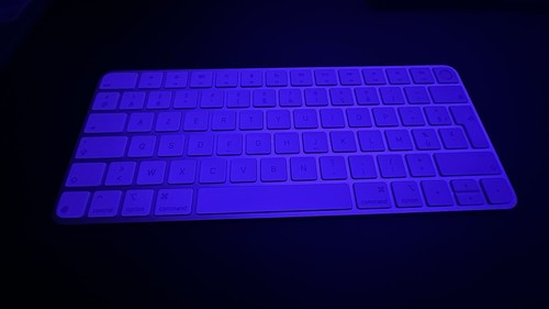 Apple magic keyboard - apple, id