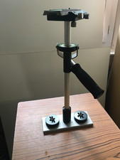 steadicam pour reflex ou camera légère avec contrepoids hauteur réglable