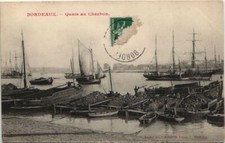 Old postcard AK Bordeaux Quais au Charbon SHIPS (783480)